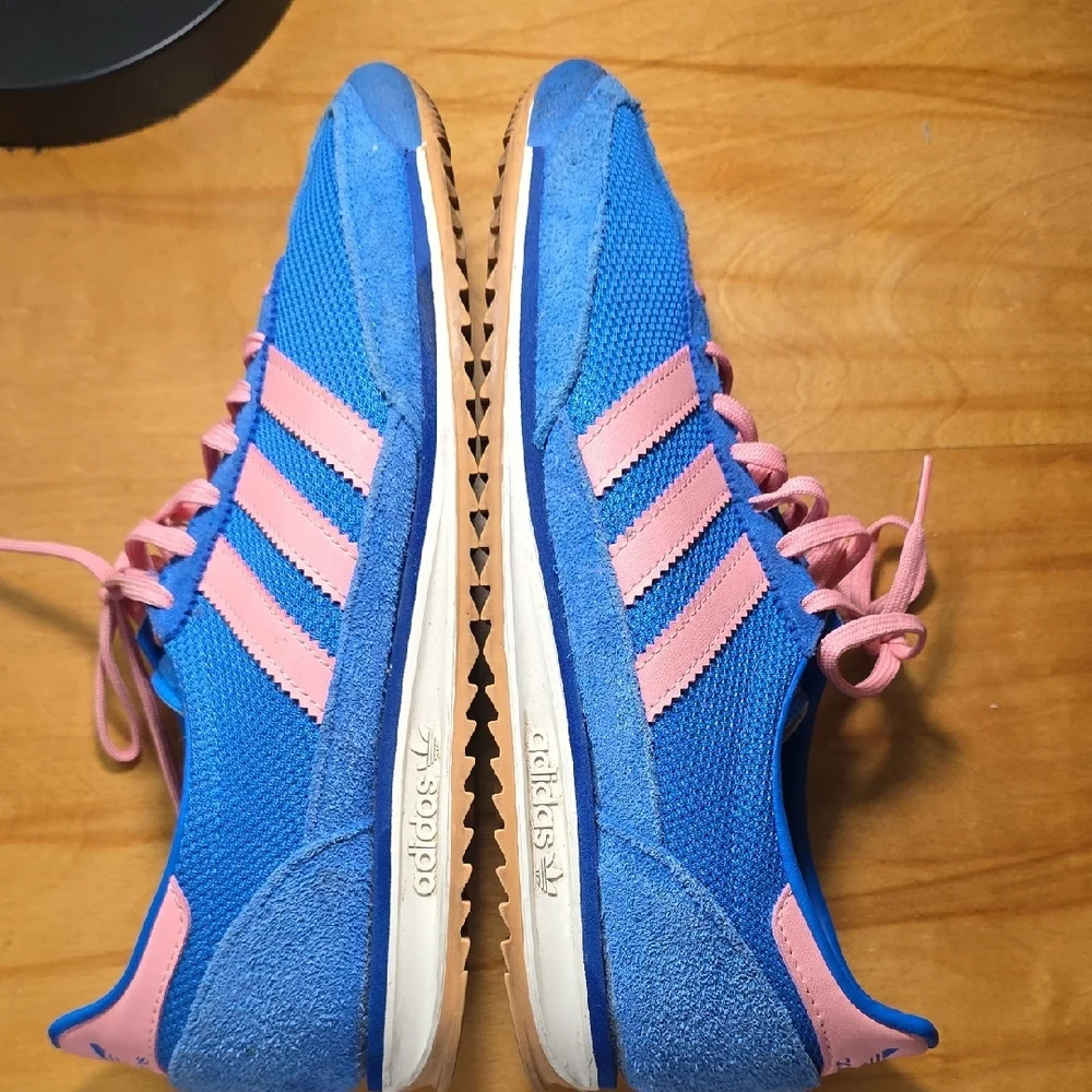 adidas Women’s Blue and Pink Sneakers